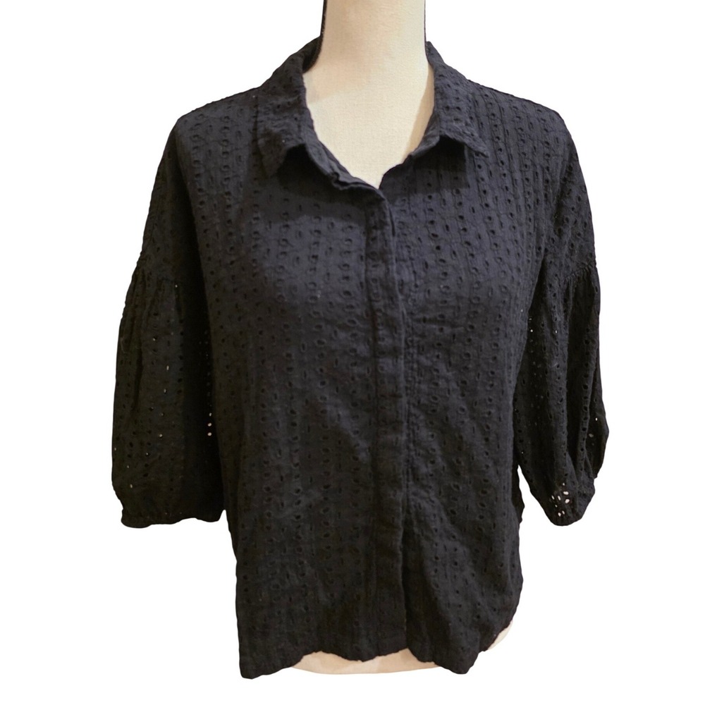 Evereve Black Eyelet Button Down Shirt Puff Sleeve Cotton Blouse E22W921 Size M